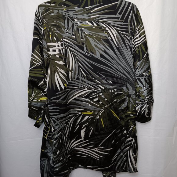 ETAM FLORAL PRINT BELTED ROBE - Picture 7 of 8